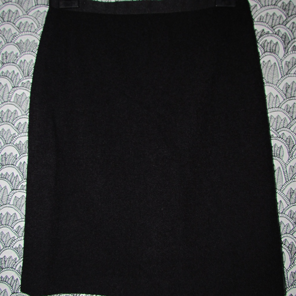 ISAAC MIZRAHI for Target Black Boucle Pencil Skirt